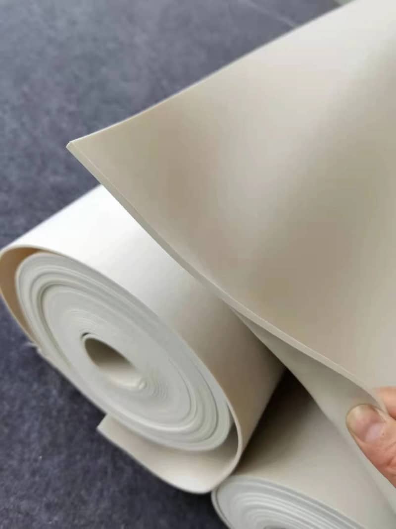 Thảm cuộn lót sàn tiêu âm sợi PVC màu trắng GH013 11