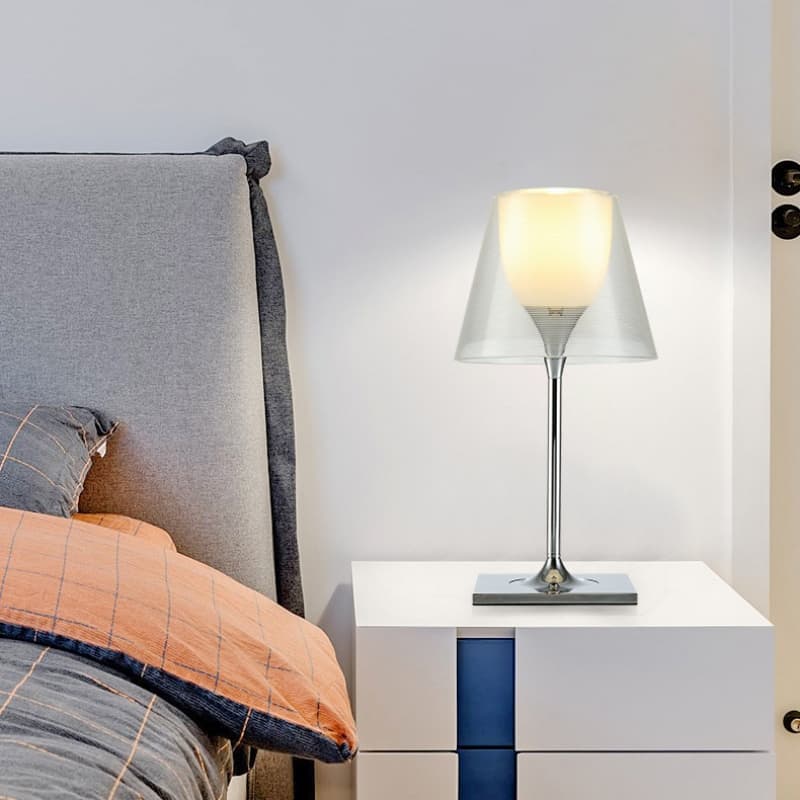 Đèn bàn chao acrylic hiện đại tối giản kiểu Ý HX6678 14