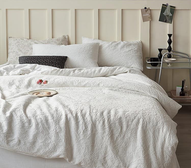 Bộ chăn ga gối hoa trắng tinh khiết dập nổi JJ7988 5