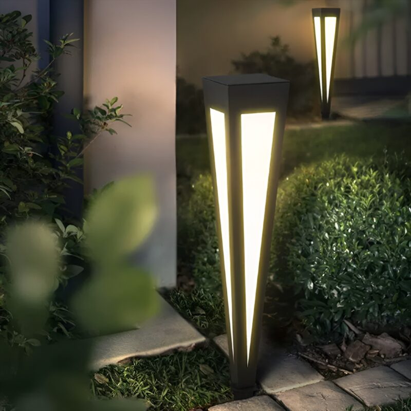 Đèn cột bãi cỏ ngoài trời năng lượng mặt trời YC3043 2