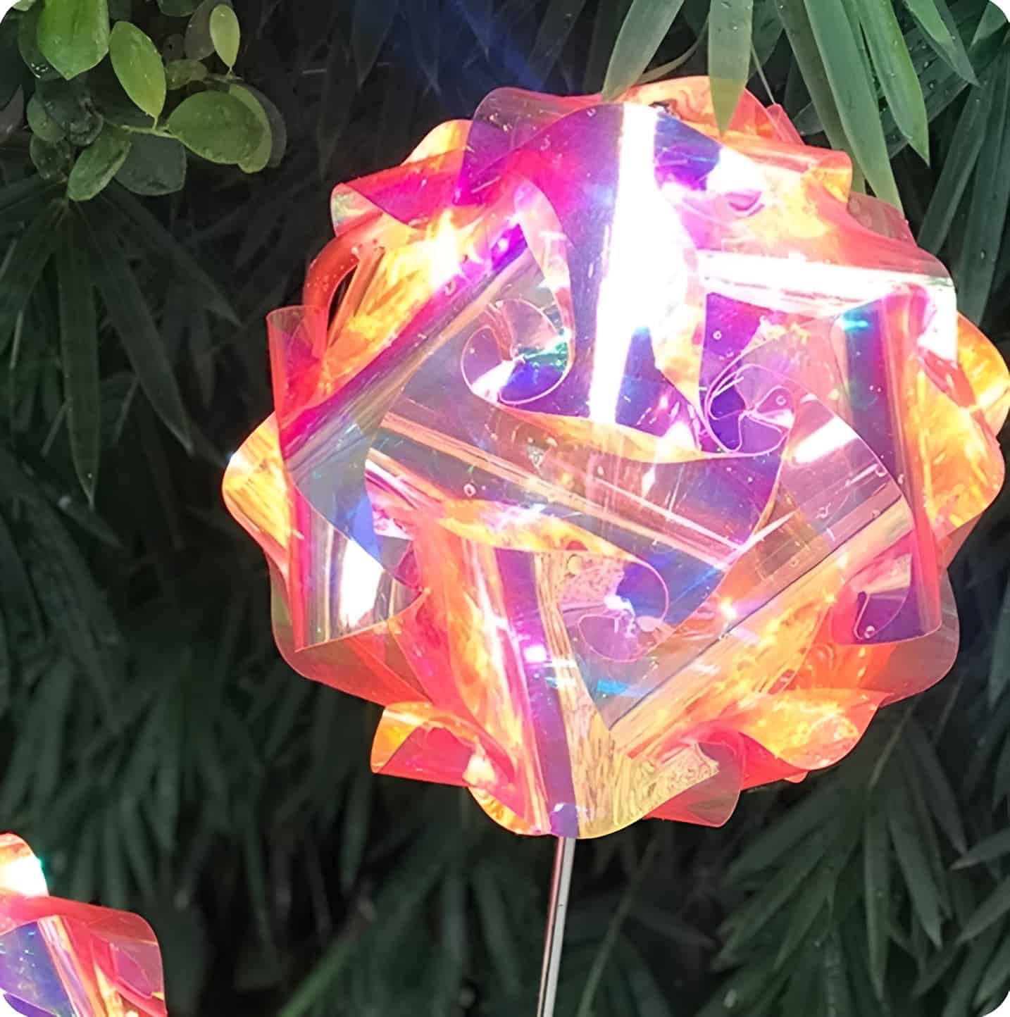 Đèn led trang trí dạ quang quả cầu xoắn KE1170 7