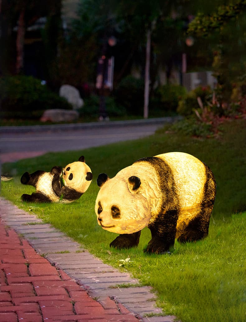 Đèn năng lượng mặt trời mô hình gấu trúc CYA06 12