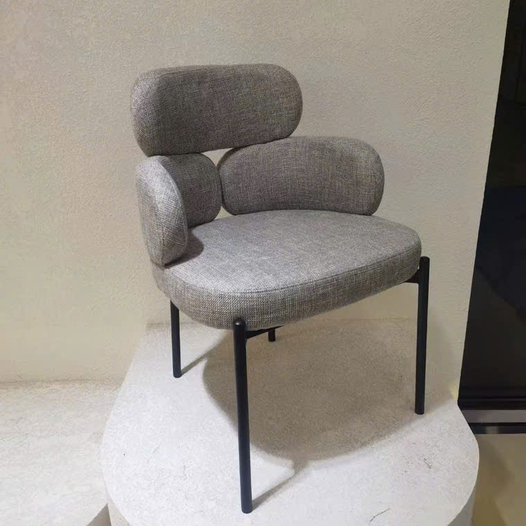 Ghế ăn hiện đại Minotti Armchair CY0120 3 Ghế ăn hiện đại Minotti Armchair CY0120 4