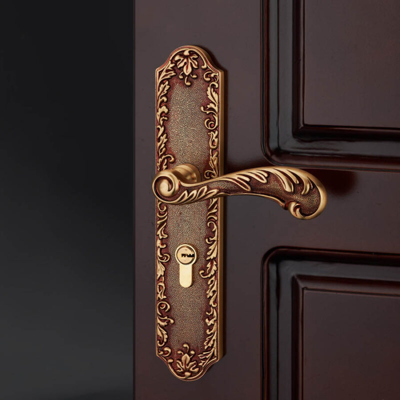 Khóa cửa đại sảnh bằng đồng hoa văn cổ điển HT028 2