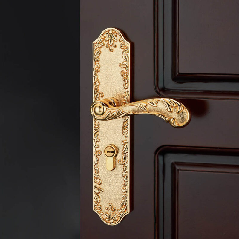 Khóa cửa đại sảnh bằng đồng hoa văn cổ điển HT028 1