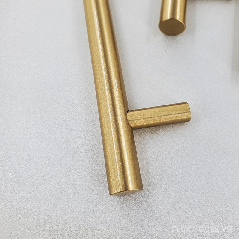 Tay nắm cánh tủ chữ T bằng đồng thau JJ0033 10