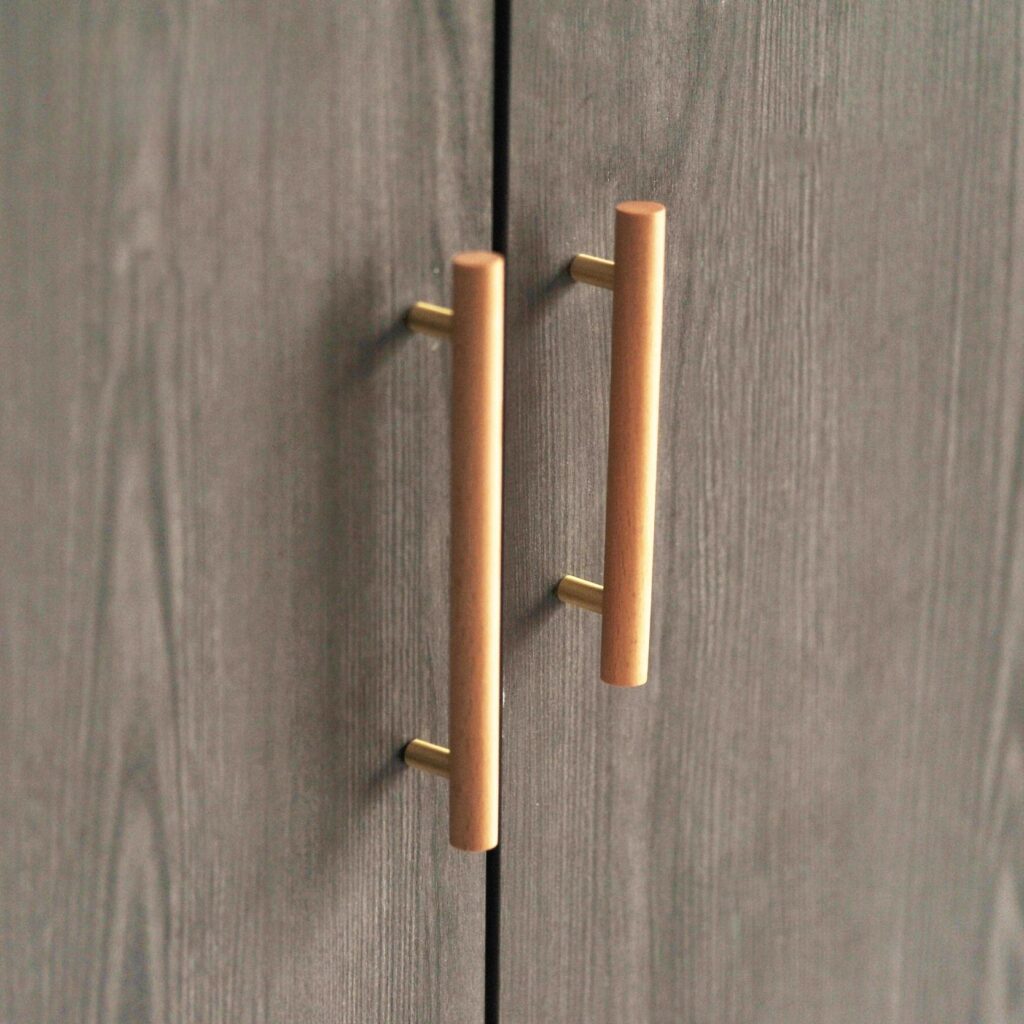 Tay nắm ngăn kéo tủ thân gỗ sồi hiện đại JJ0059 6