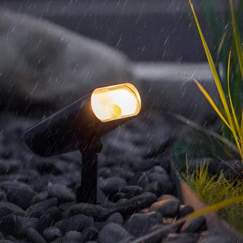 Đèn led cắm cỏ sân vườn lượng mặt trời ME6845 1