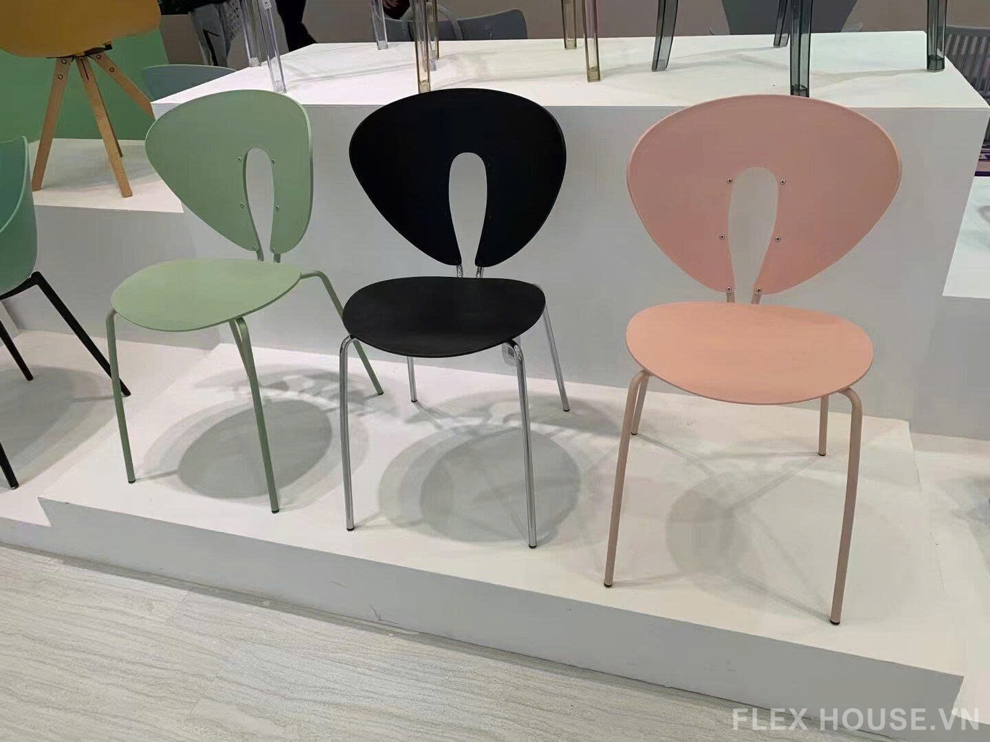 Ghế ăn tựa lưng hiện đại Globus Chair BD8369 7 Ghế ăn tựa lưng hiện đại Globus Chair BD8369 6
