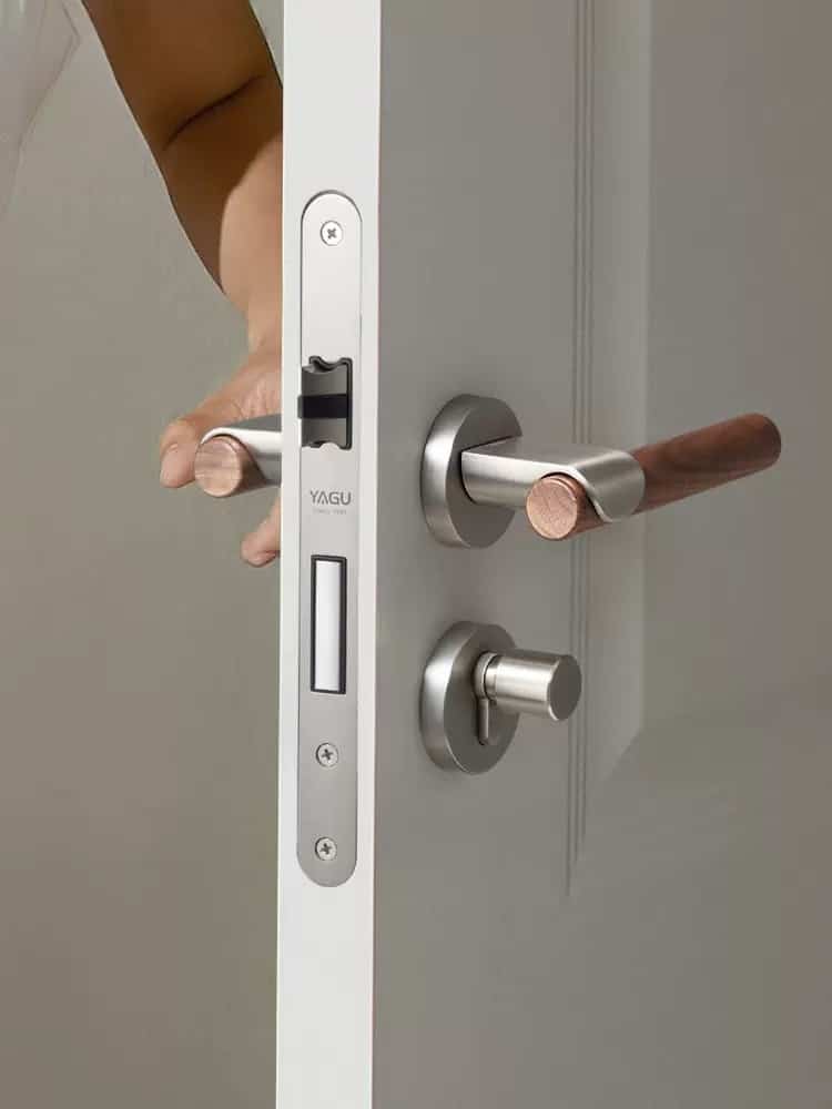 Khóa cửa phân thể tay nắm gỗ độc đáo XL7266 8