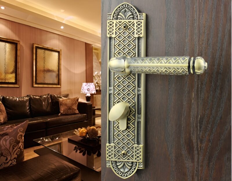 Khóa tay gạt phong cách hoàng gia Châu Âu SM4672 3