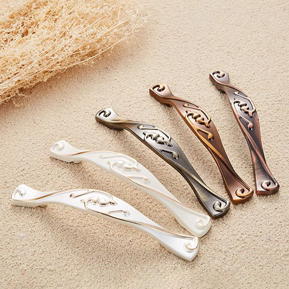 Tay nắm tủ hợp kim kẽm cổ điển OKL6055 5