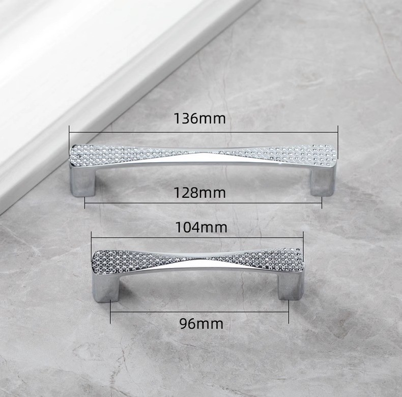 Tay nắm tủ hợp kim kẽm họa tiết sang trọng M5061 12