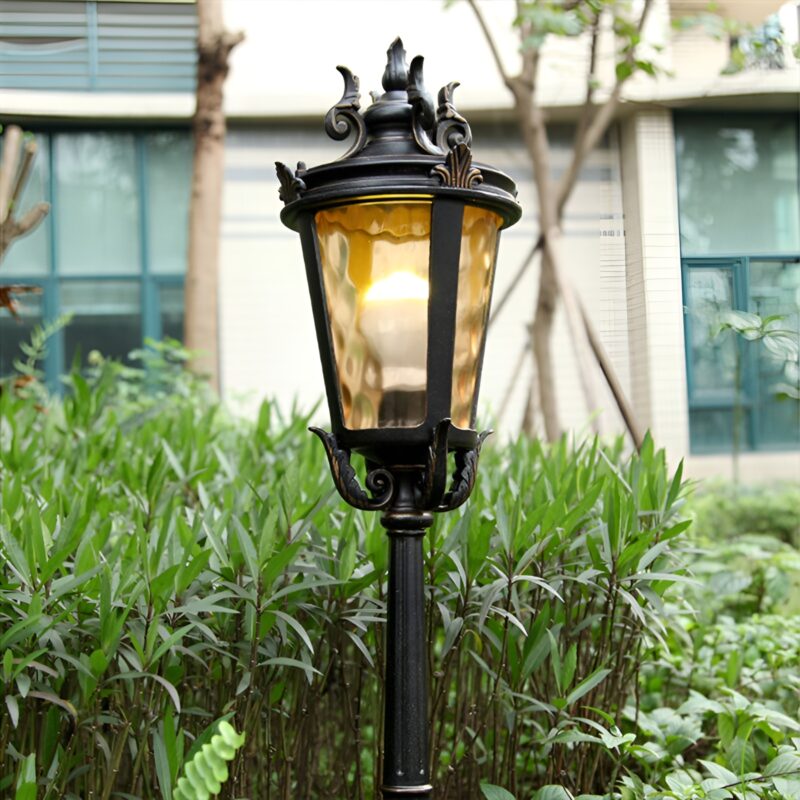 Đèn cột bãi cỏ sân vườn phong cách Châu Âu HS7663 3