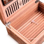 Hộp bảo quản cigar bằng gỗ tuyết tùng sang trọng