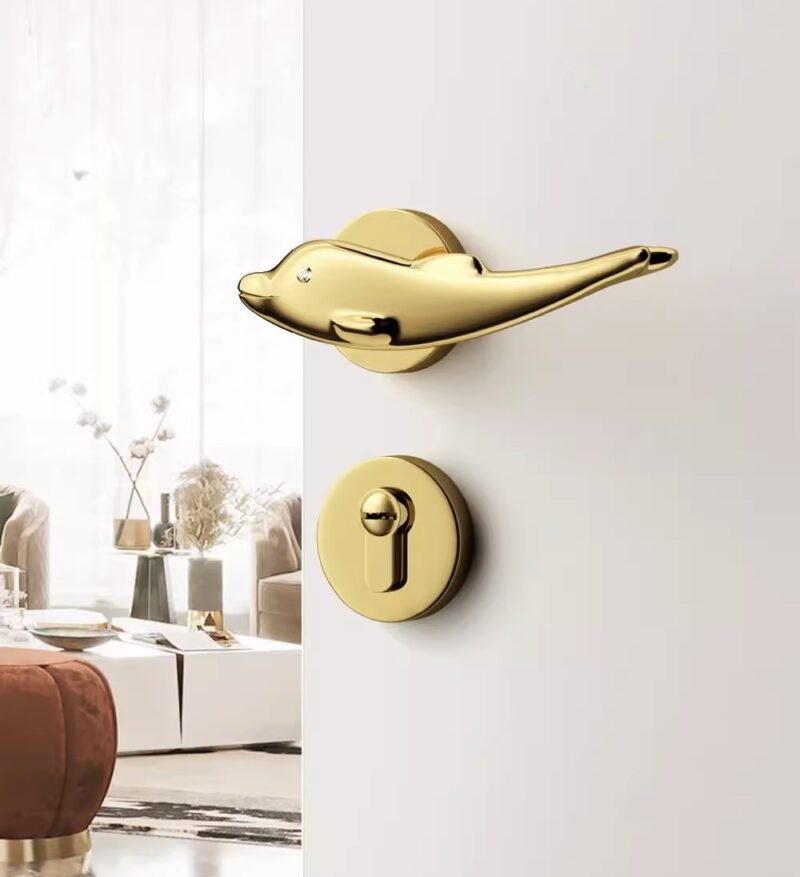 Khóa cửa tay gạt hợp kim hình chú cá heo CD6847 1