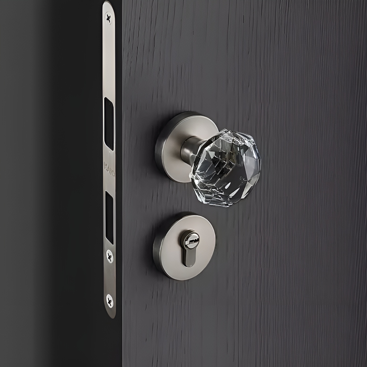 Khóa cửa tay nắm pha lê hình kim cương KB7251 5
