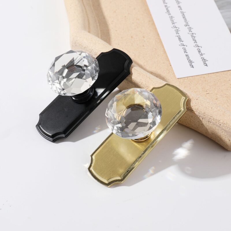 Núm tay nắm tủ pha lê hình kim cương sang trọng SX7031 1
