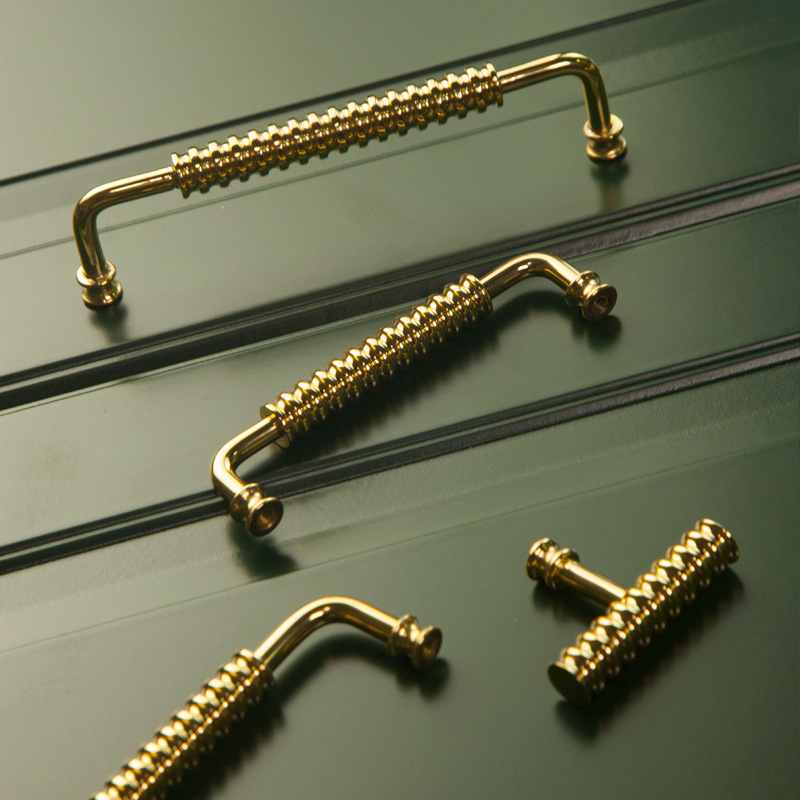 Tay nắm tủ bằng đồng vàng gold sang trọng HTS001 16