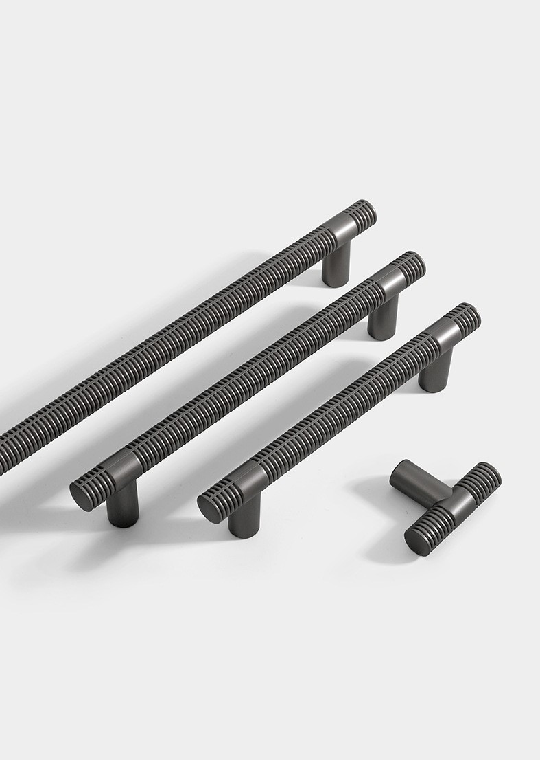 Tay nắm tủ hợp kim họa tiết kẻ sọc WC6939 8
