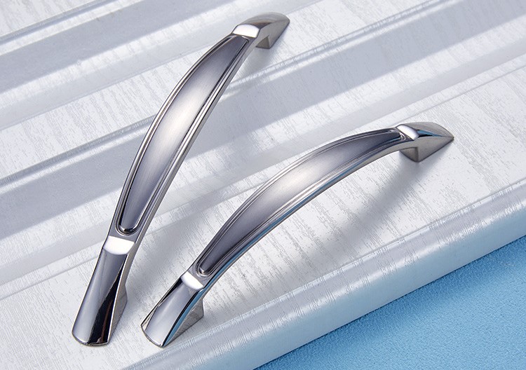 Tay nắm tủ hợp kim kẽm hiện đại dáng thuyền K4091 7
