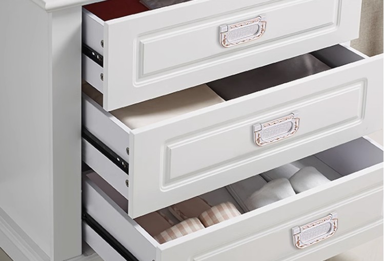 Tay nắm tủ hợp kim kẽm quai cầm ẩn GT3218