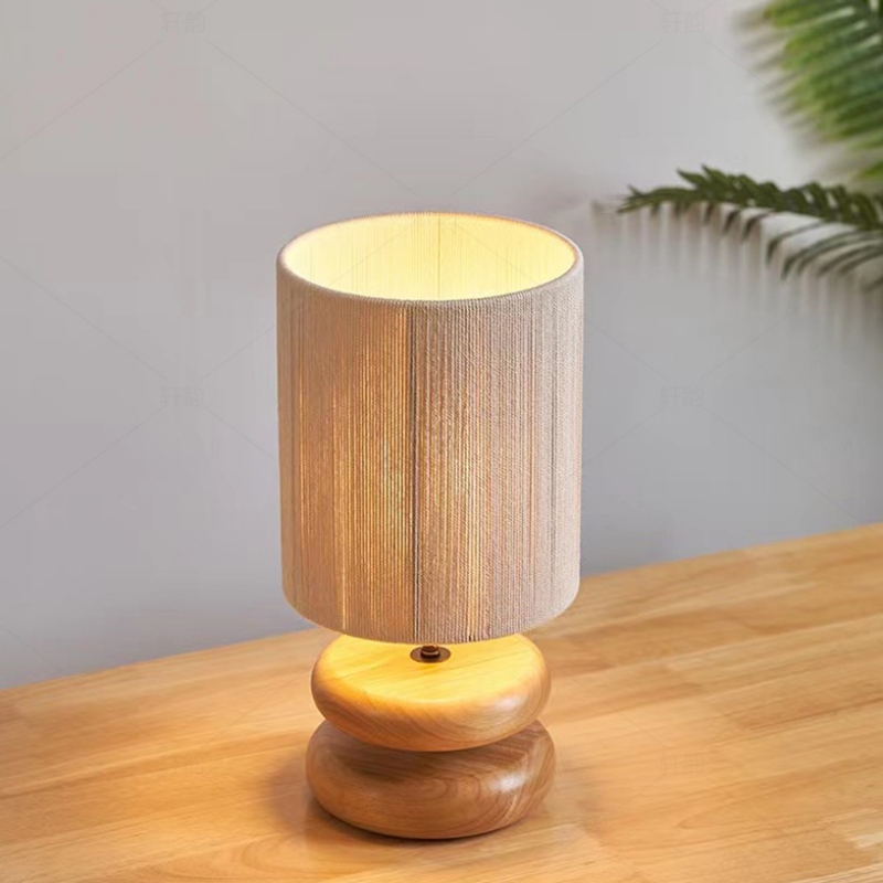 Đèn bàn decor thân gỗ chao vải Wabi-sabi bình dị HX1556 4