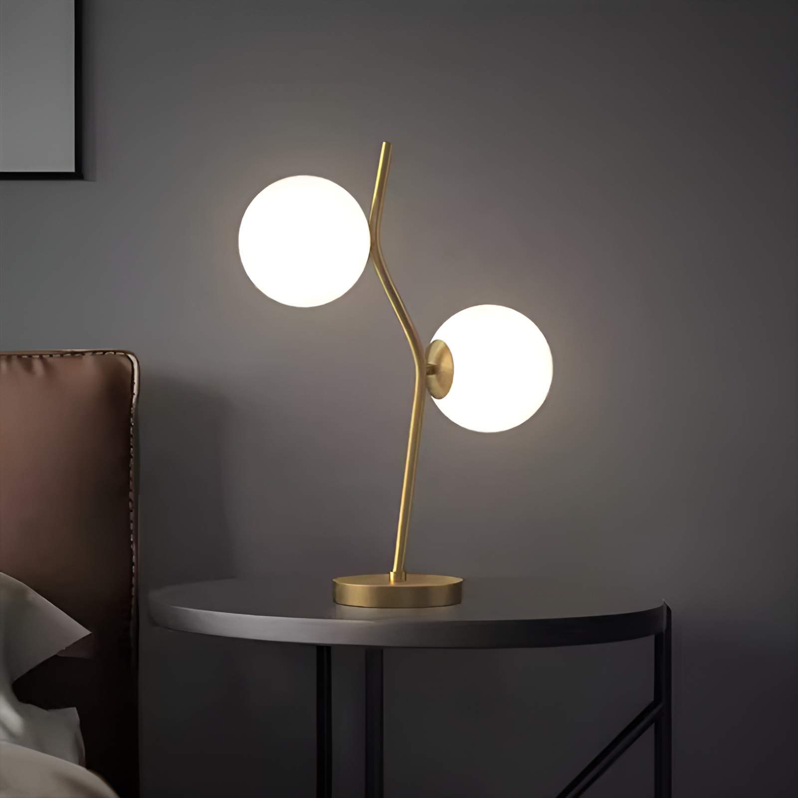 Cách chọn đèn bàn tốt nhất cho phòng ngủ của bạn 5 Cách chọn đèn bàn tốt nhất cho phòng ngủ của bạn 2