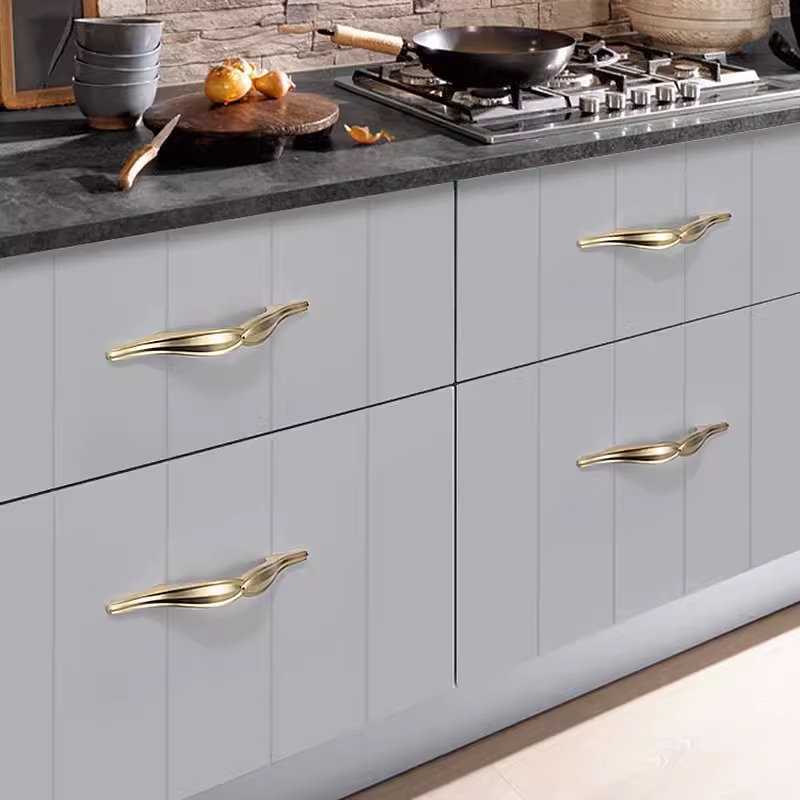 Tay nắm tủ hợp kim kẽm châu Âu tân thời JZ9008 8