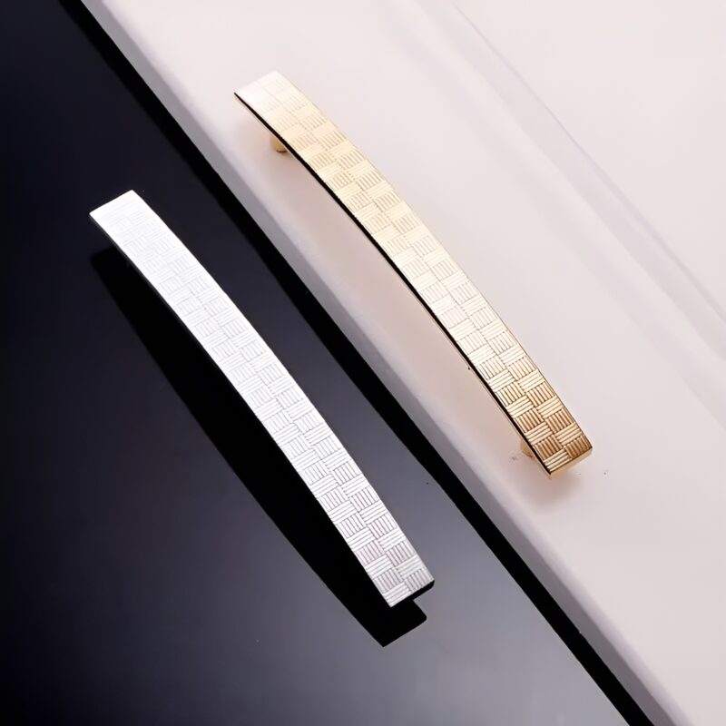Tay nắm tủ hợp kim kẽm họa tiết tre đan JS6341 2