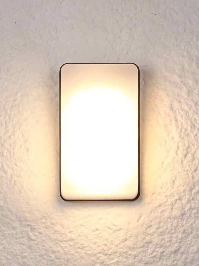 Đèn ốp tường ngoài trời hình chữ nhật tối giản W8190 9