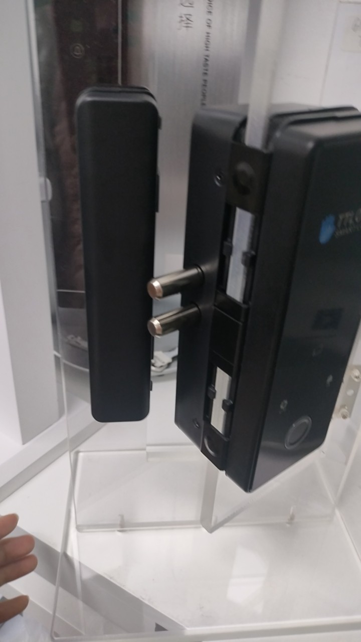 Khóa cửa điện tử nhận diện khuôn mặt thông minh GL01 13