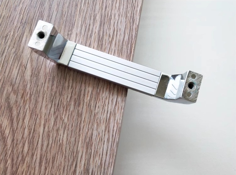 Tay nắm tủ hợp kim nhôm màu bạc hiện đại VT533 13