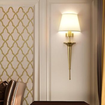 Đèn gắn tường bằng đồng ấn tượng sang trọng QTB02