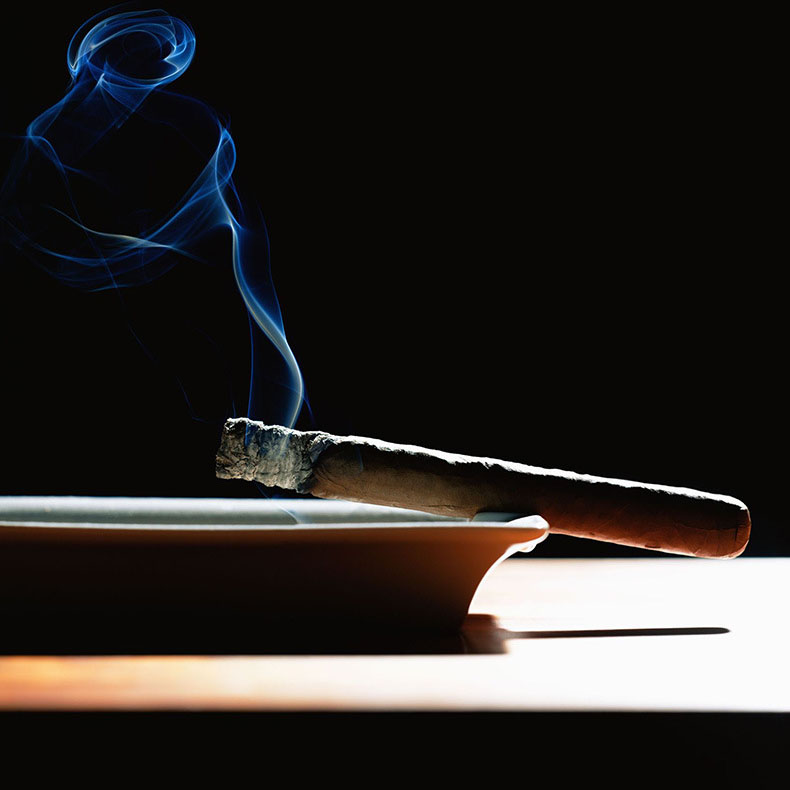 Gạt tàn cigar 4 điếu gốm sứ hoa văn đối xứng CLG7550 14