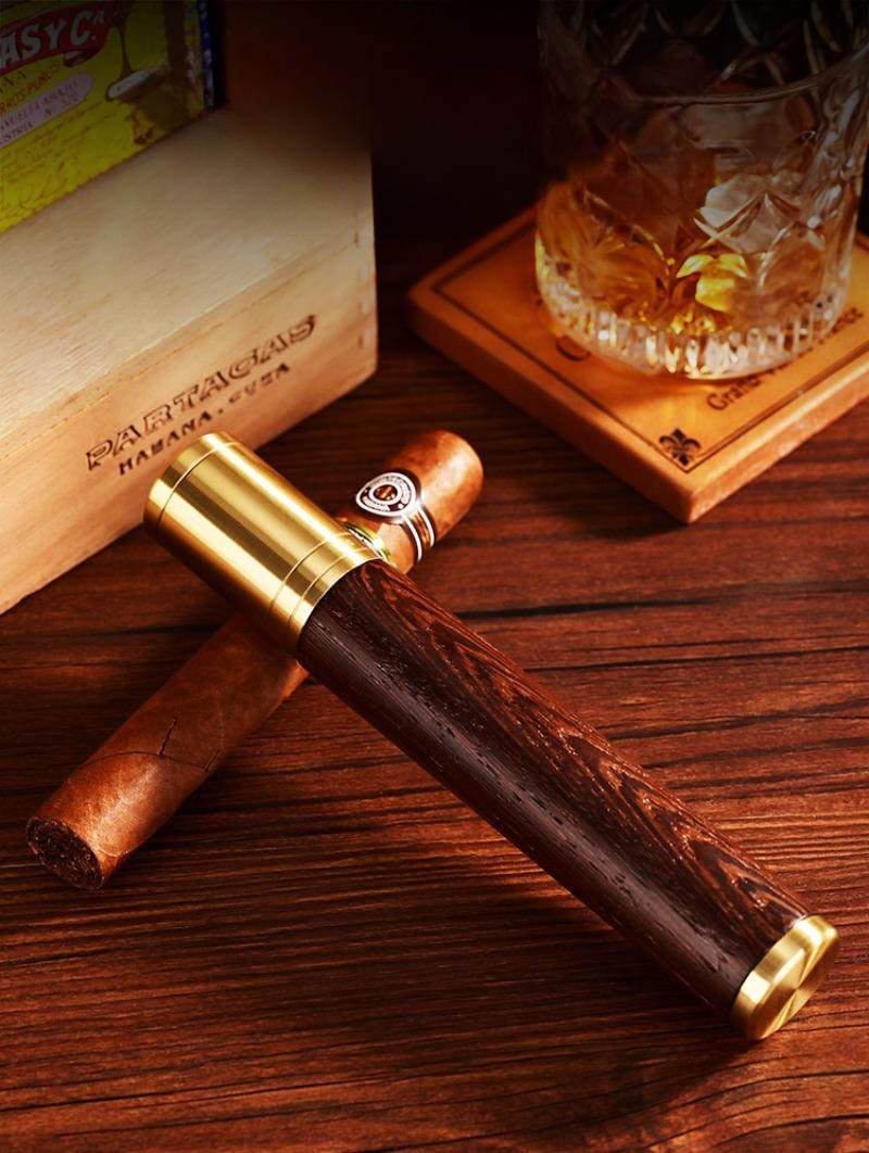 Ống đựng cigar bằng gỗ tuyết tùng tiện lợi CGL102 5