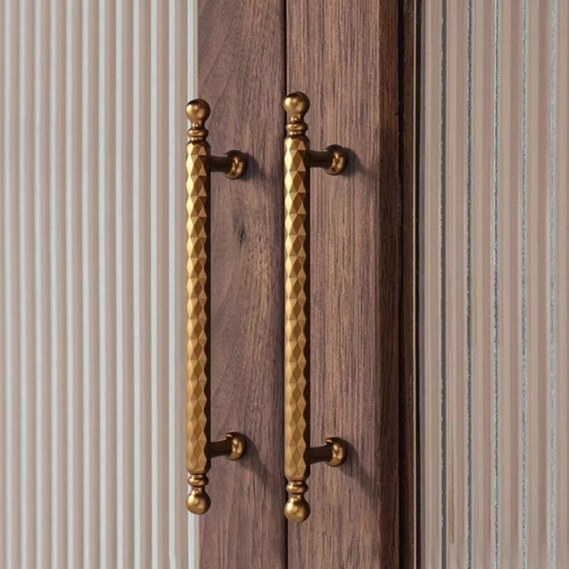 Tay nắm tủ hợp kim họa tiết ren kiểu Mỹ JD6975 2