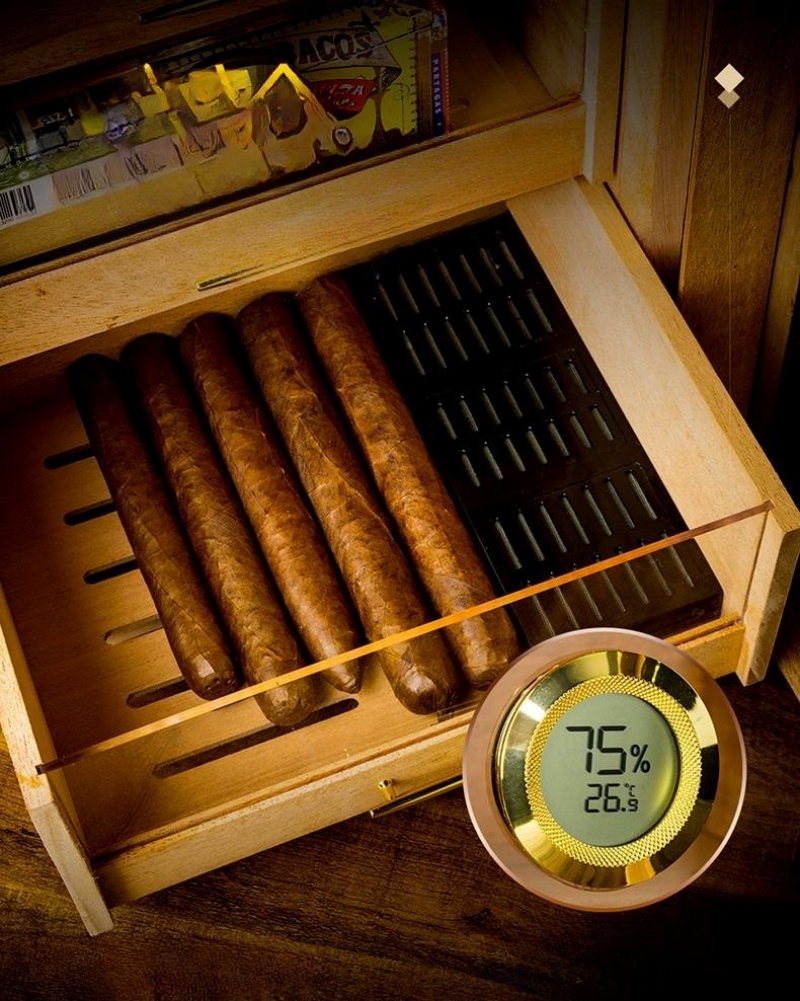 Tủ cigar 3 tầng gỗ tuyết tùng 100 điếu LBS703 7