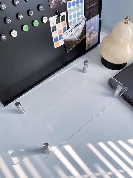 Kệ đỡ màn hình máy tính decor trong suốt FLYJ001T 25