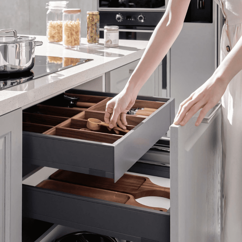 Bí quyết chọn phụ kiện tủ bếp thông minh giá rẻ cho căn bếp nhà bạn