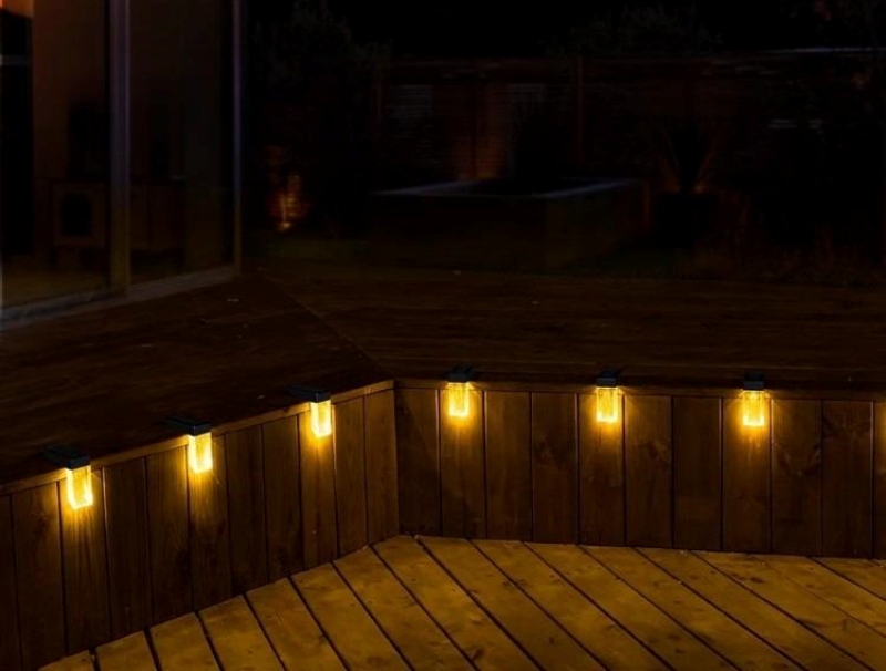 Đèn Led lối đi góc vuông năng lượng mặt trời DS801 7