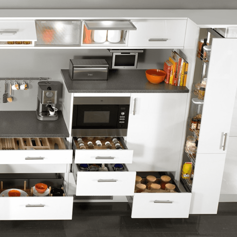 Hướng dẫn chi tiết Lựa chọn phụ kiện tủ bếp dưới cho căn bếp của bạn