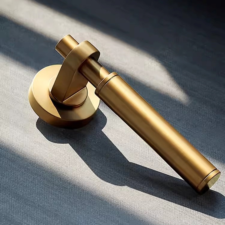Khóa cửa tay gạt đồng thau sang trọng AG03 12
