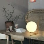 Đèn để bàn bằng đồng thuỷ tinh độc đáo ZH4018