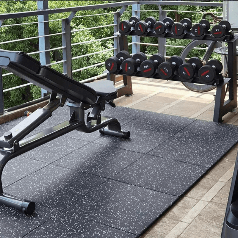 Thảm cao su lót sàn phòng gym loại nào tốt