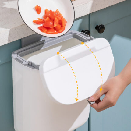 Cách Lắp Đặt Thùng Rác Treo Cánh Tủ Bếp Chỉ Trong 5 Phút 9