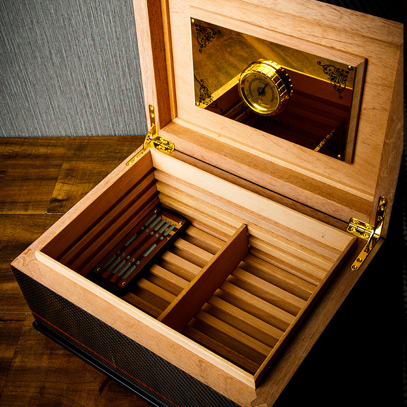 Hộp bảo quản cigar 50 điếu sang trọng LBS628 6