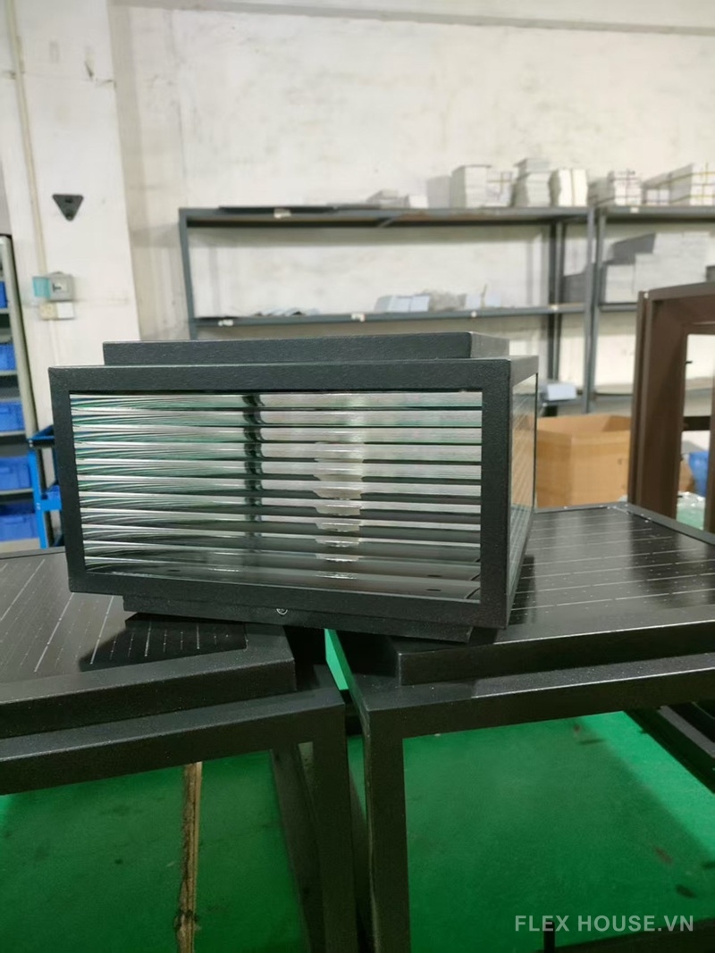 Đèn trụ cổng decor sân vườn hiện đại QQ4273 6 Đèn trụ cổng decor sân vườn hiện đại QQ4273