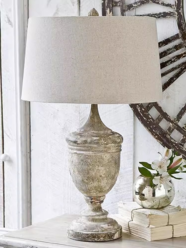 Đèn bàn trang trí bằng gỗ hoài cổ ấn tượng XST016 4