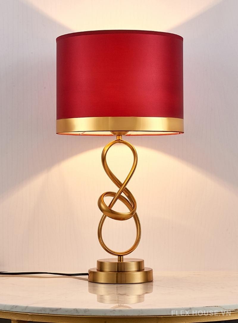Đèn để bàn decor thân xoắn chao vải kiểu Mỹ SBM291 8